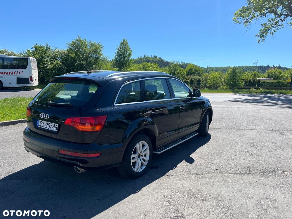 Audi Q7 - 7