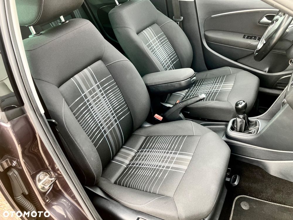 Volkswagen Polo 1.0 (Blue Motion Technology) Comfortline - 23