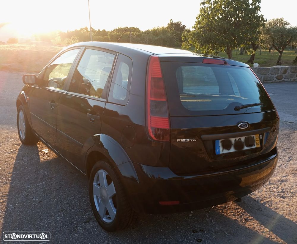 Ford Fiesta 1.4 Ambiente - 3