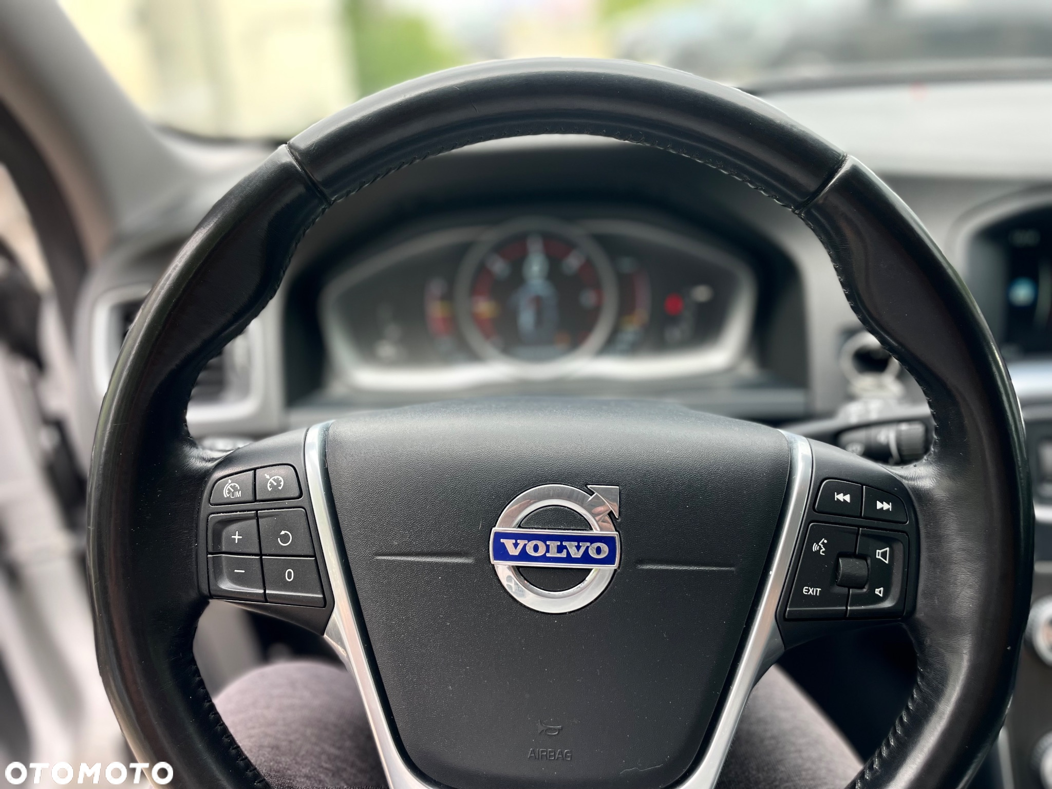 Volvo V60 D3 Geartronic Momentum - 17