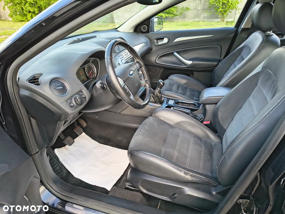 Ford Mondeo 2.0 Titanium X - 12