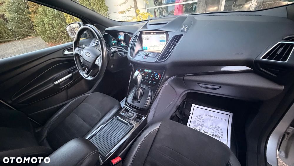 Ford Kuga - 10
