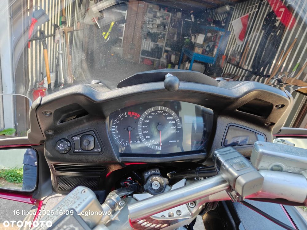 Honda ST - 5