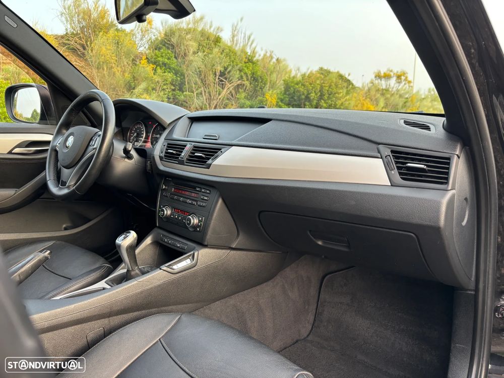 BMW X1 18 d sDrive - 22