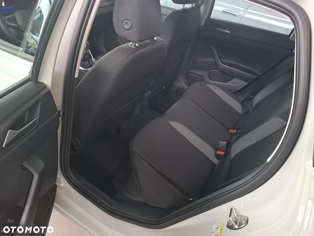 Volkswagen Polo 1.0 MPI Pure - 18
