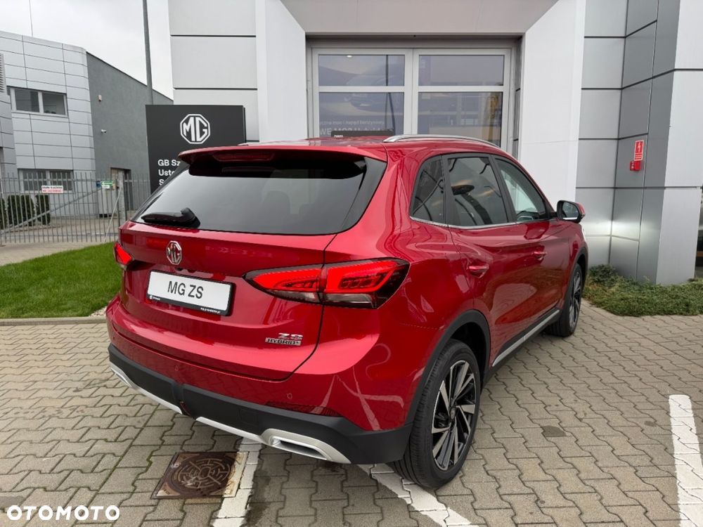 MG ZS - 7