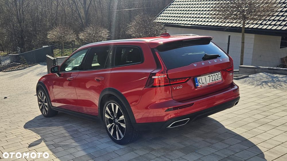 Volvo V60 Cross Country D4 AWD Geartronic Pro - 9