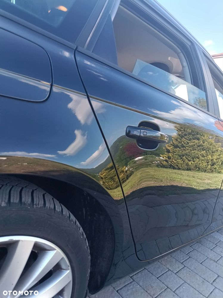 Audi A4 Avant 2.0 TDI - 11