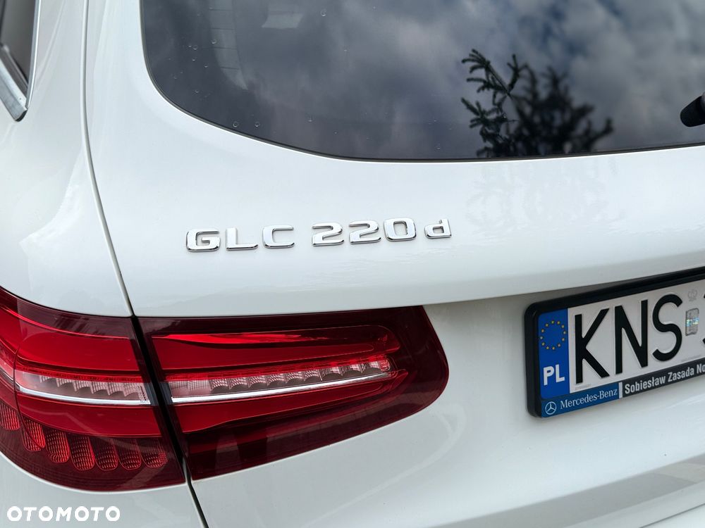 Mercedes-Benz GLC - 15