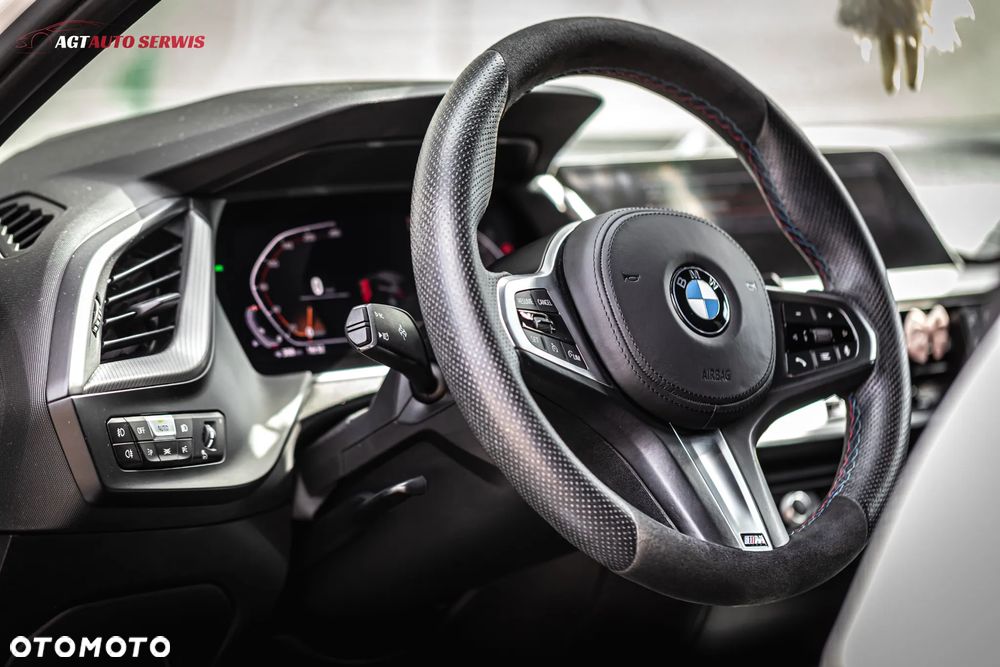BMW Seria 1 118i M Sport - 26