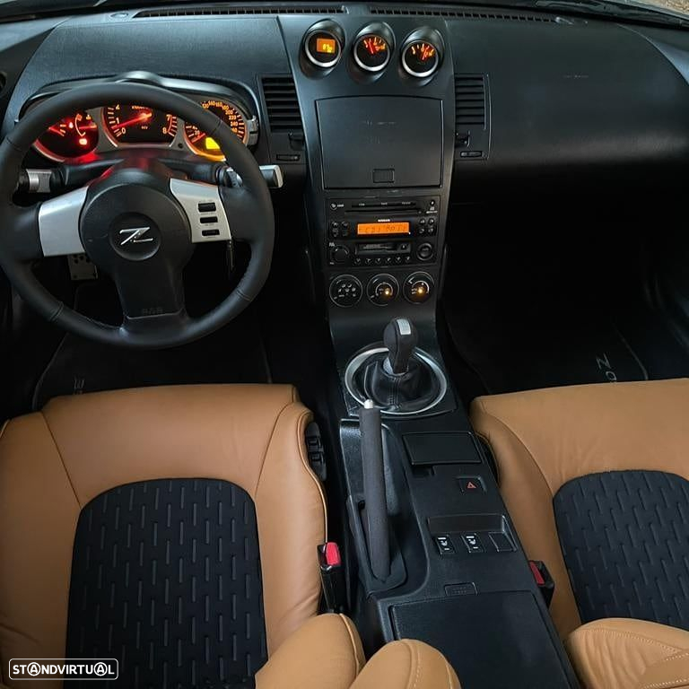 Nissan 350 Z - 15