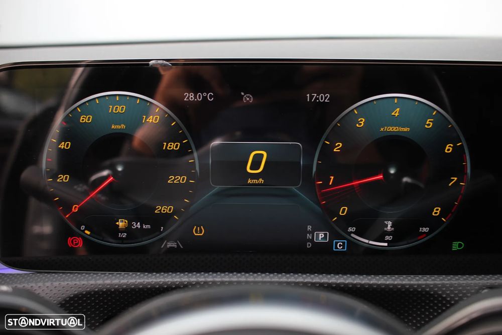 Mercedes-Benz A 200 AMG Line Aut. - 11