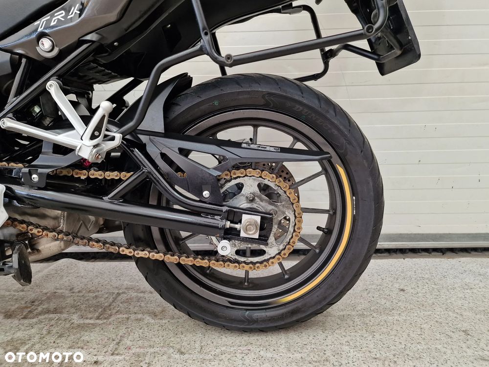 Benelli TRK 502 - 11