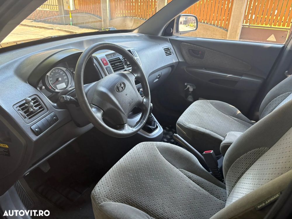 Hyundai Tucson 2.0 CRDI F/L - 8