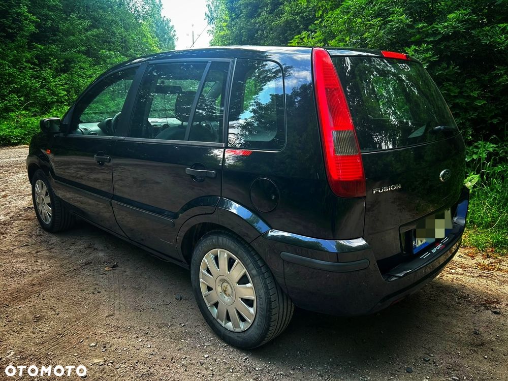 Ford Fusion - 3