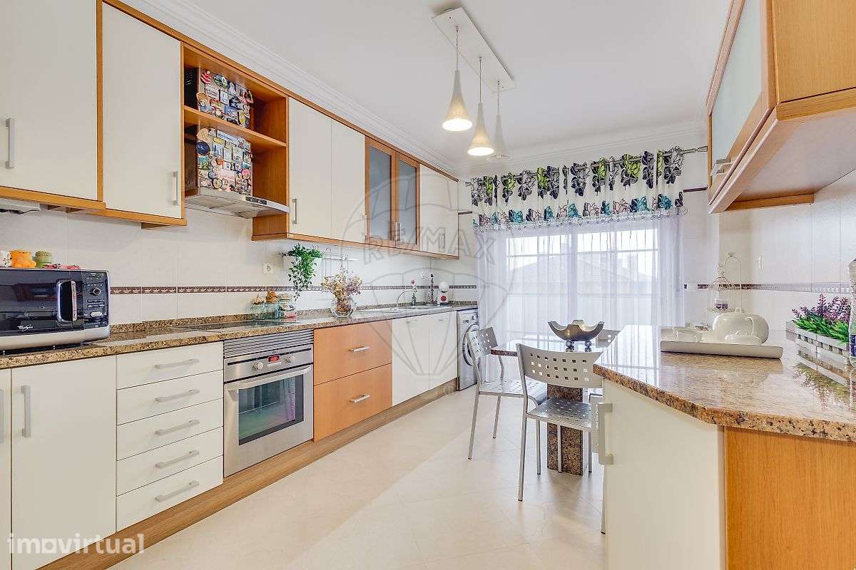 Apartamento T4 para venda - Grande imagem: 3/32