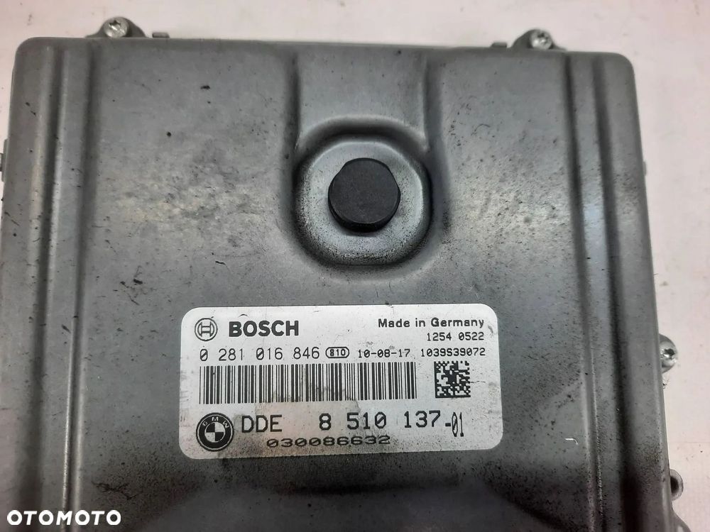 KOMPUTER STEROWNIK SILNIKA BMW 5 F10 F11 520d 2.0 D 8510137 - 2