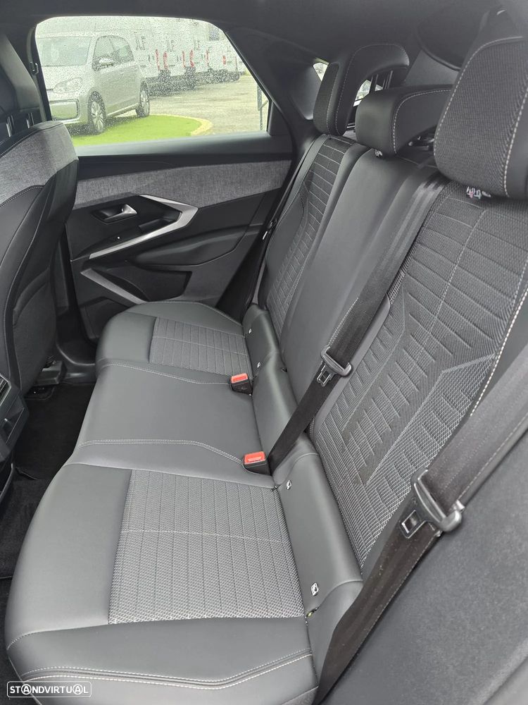 Peugeot 3008 1.2 Hybrid Allure Pack e-DCS6 - 14