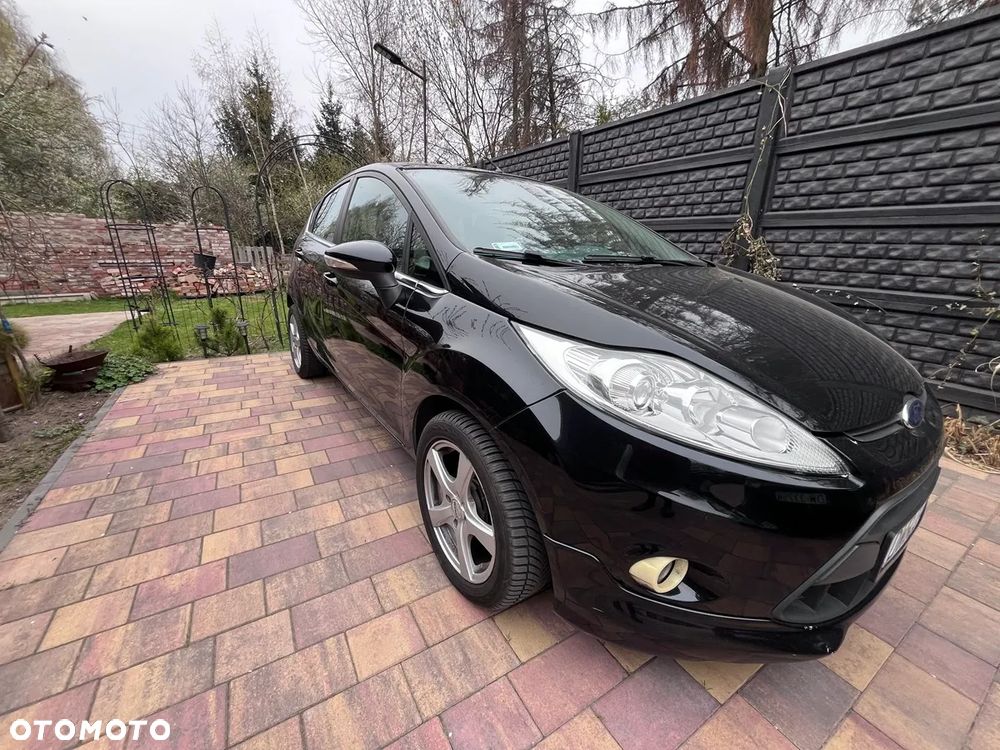 Ford Fiesta - 2