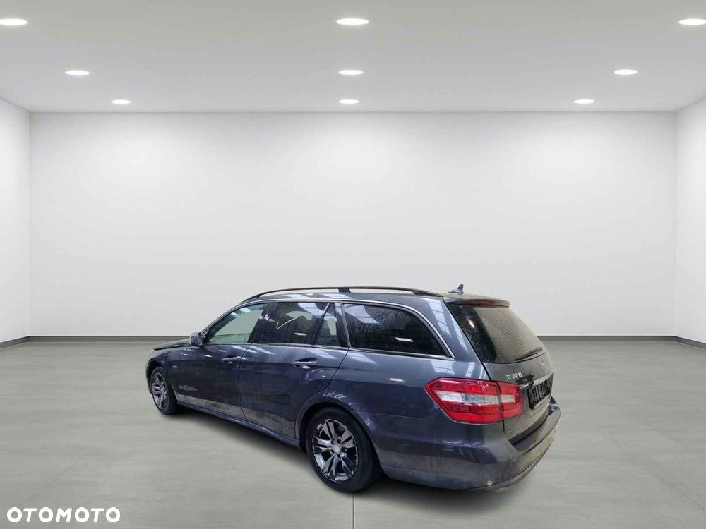 Mercedes-Benz Klasa E 220 BlueTEC 7G-TRONIC Avantgarde - 4