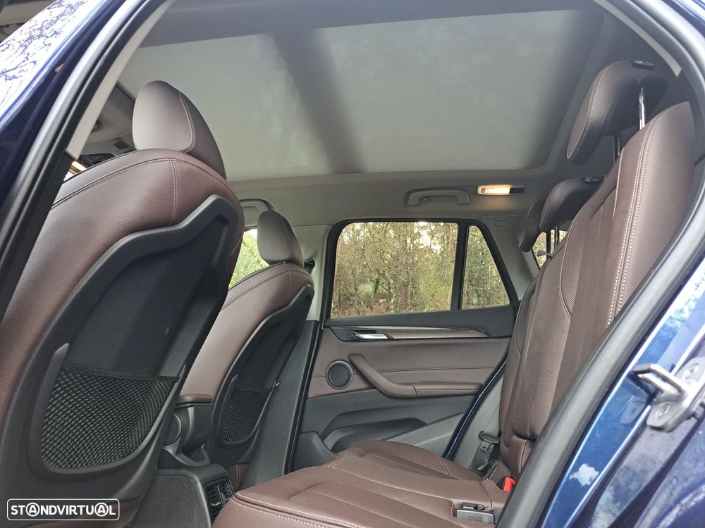 BMW X1 sDrive18d Aut. xLine - 13