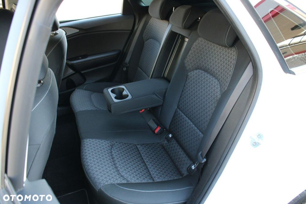 Kia Ceed 1.4 T-GDI L Business Line - 13