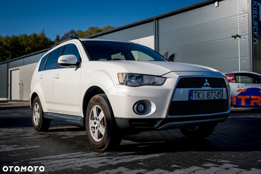 Mitsubishi Outlander - 6
