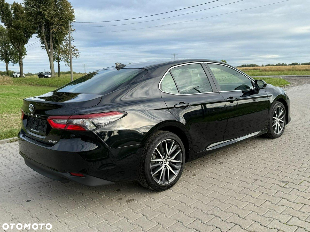 Toyota Camry - 3