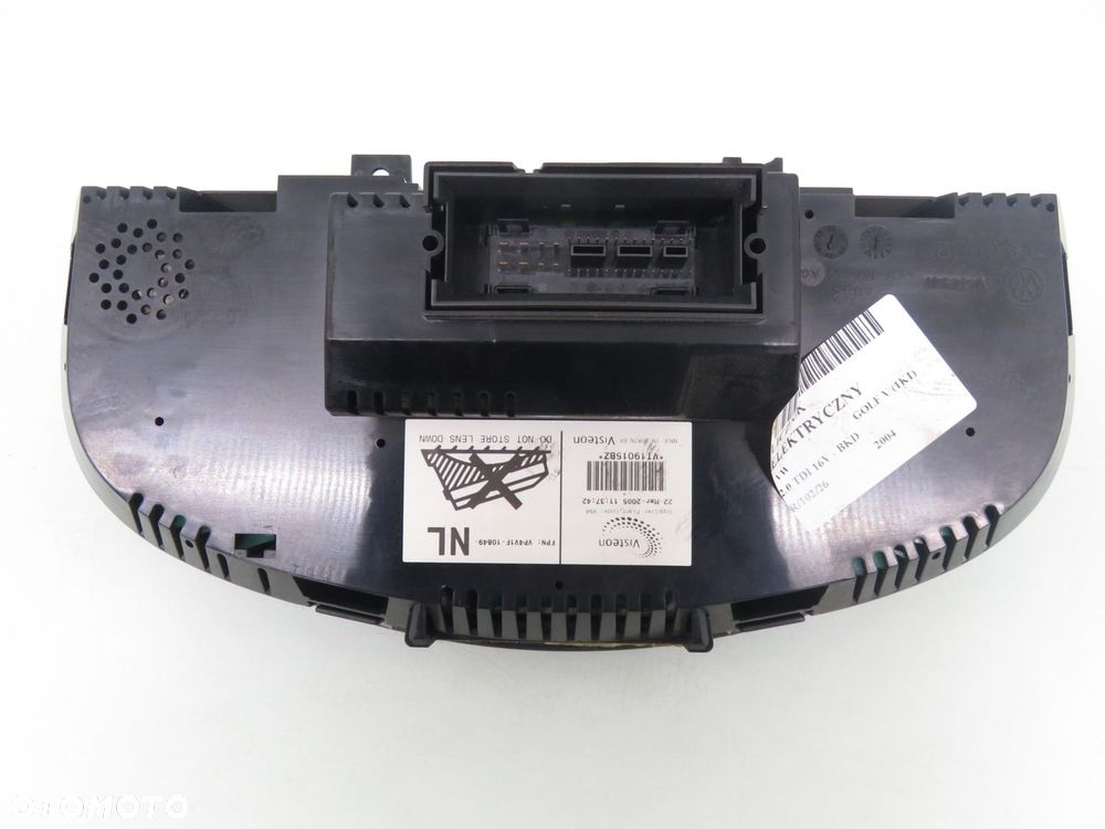 LICZNIK VW GOLF V (1K1) 2.0 TDI 16V - BKD 1K0920861M - 3