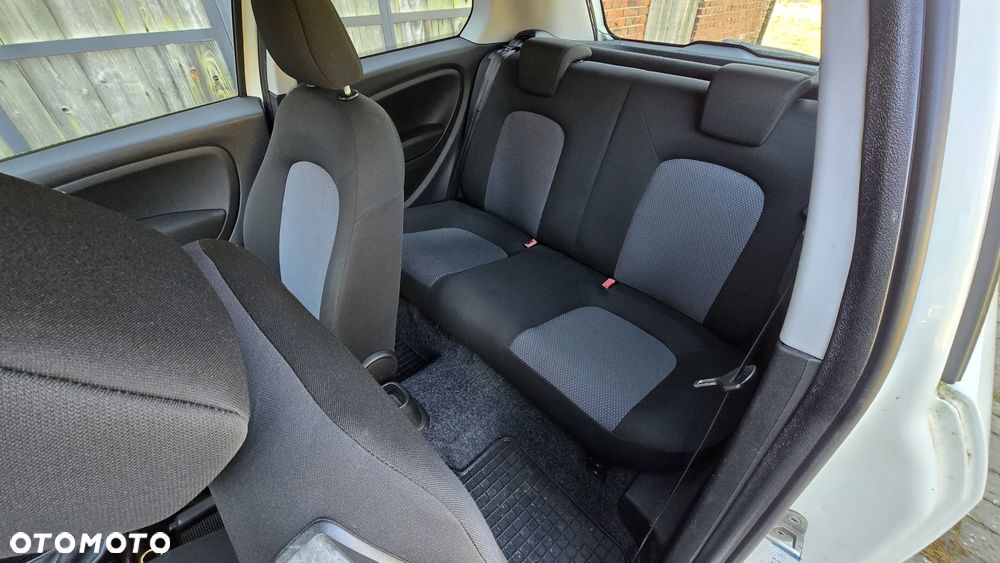 Fiat Grande Punto - 6