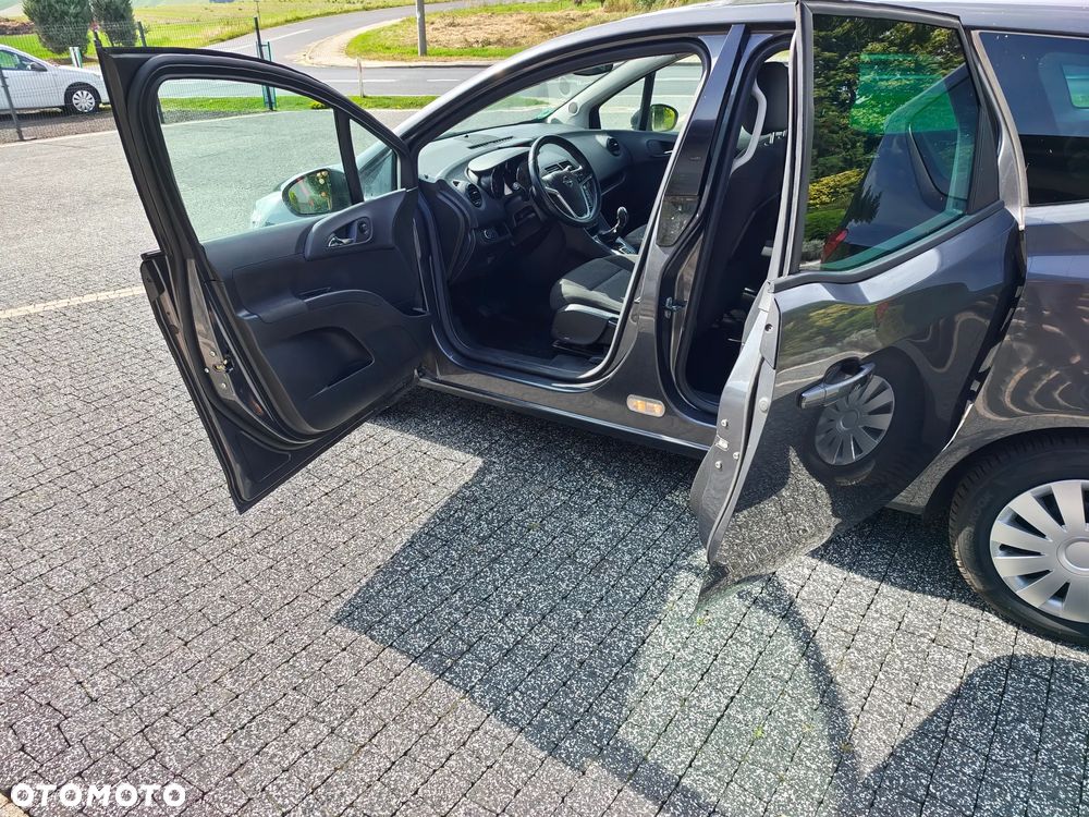 Opel Meriva - 11