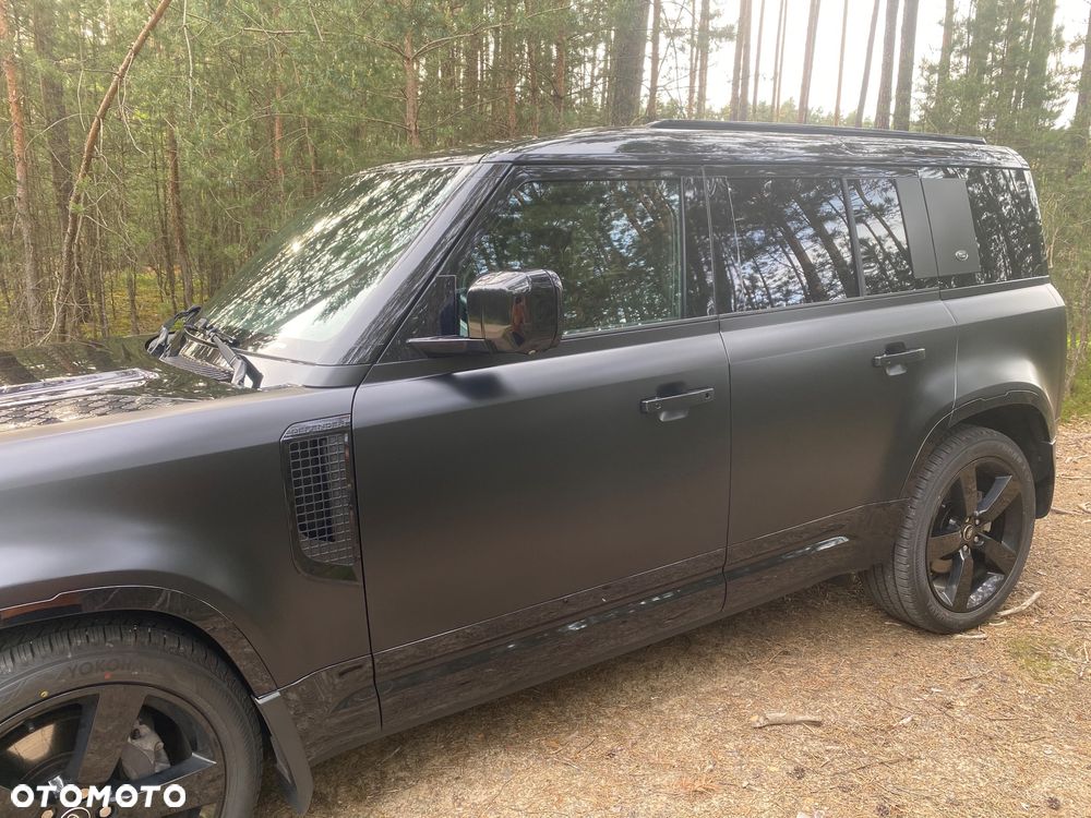 Land Rover Defender 3.0 D300 mHEV SE - 22