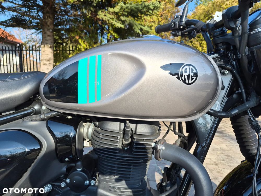 Royal Enfield HNTR - 6