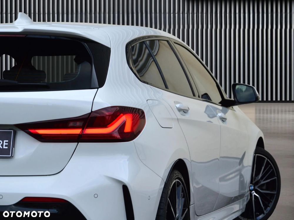 BMW Seria 1 120i M Sport - 10