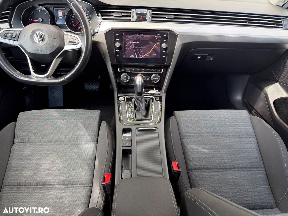Volkswagen Passat 2.0 TDI DSG Comfortline - 20