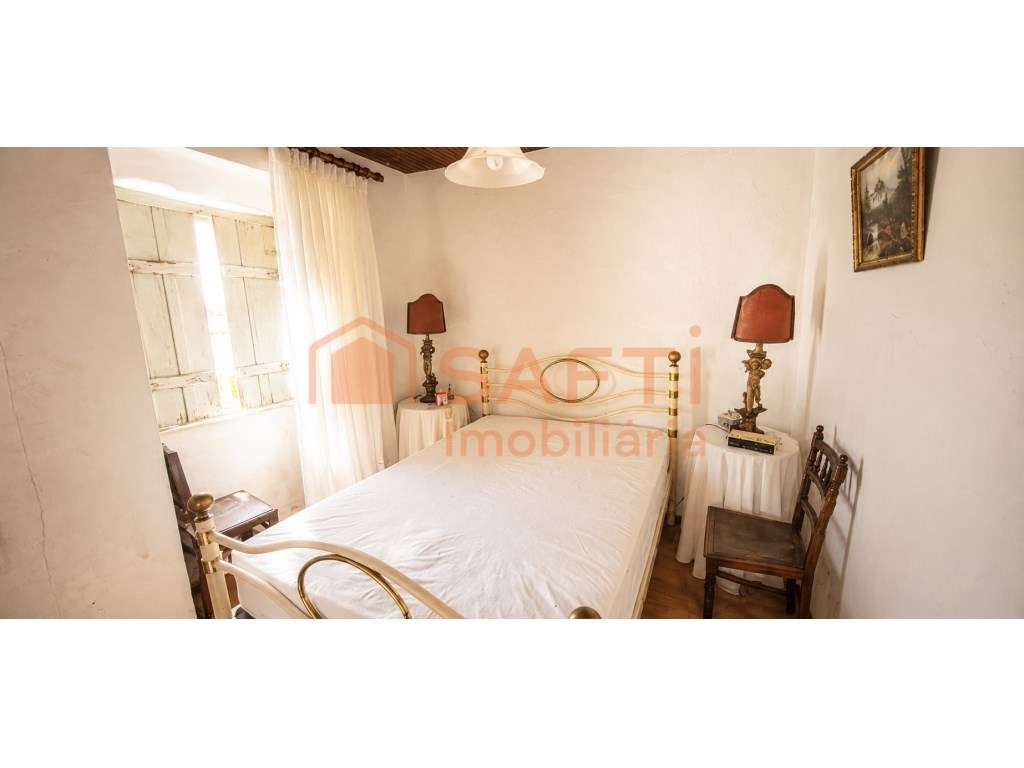 Casa em Pedra em aldeia tranquila, para remodelação - Grande imagem: 5/18