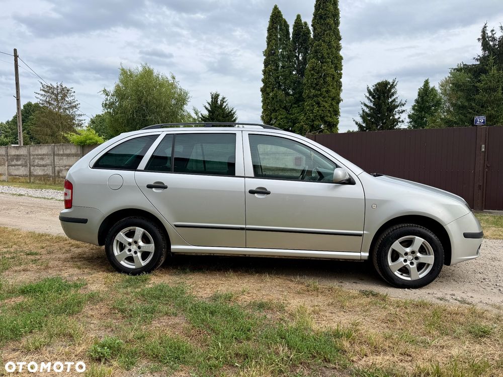 Skoda Fabia 1.4 16V Automatik Sport - 11
