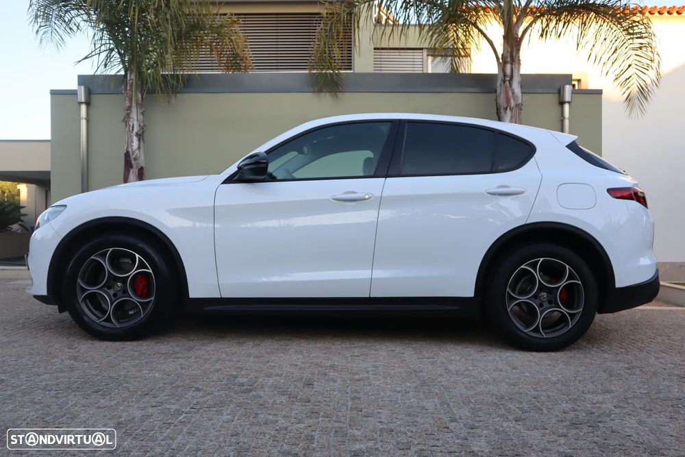 Alfa Romeo Stelvio 2.2 D AT8 - 35