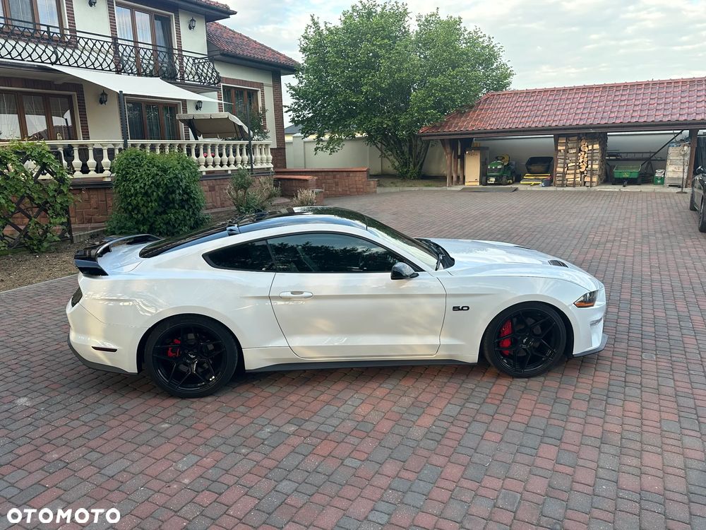 Ford Mustang - 9