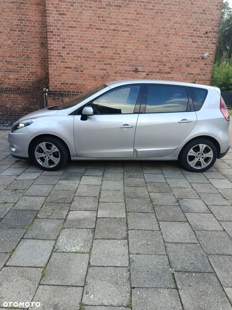Renault Scenic 1.6 16V Authentique - 4