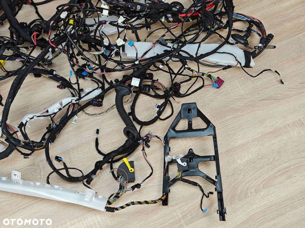 ORG WIĄZKA INSTALACJA WNĘTRZA KABINY M-PAKIET X-DRIVE BMW G26 6807487 34km - 4