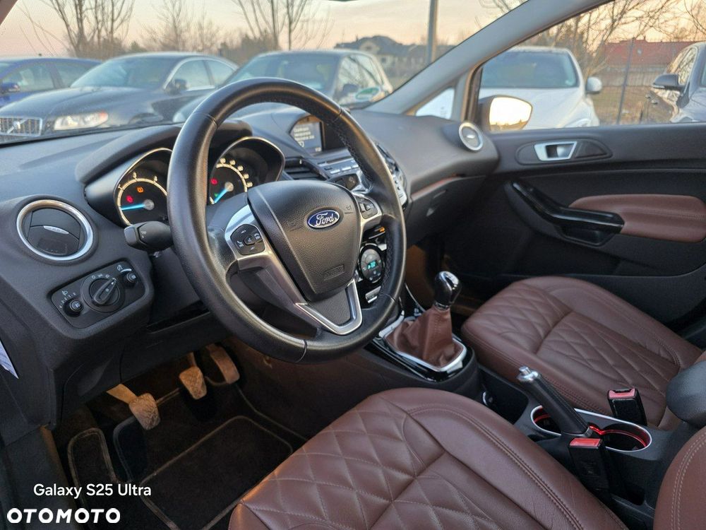 Ford Fiesta 1.6 TDCi Titanium - 24