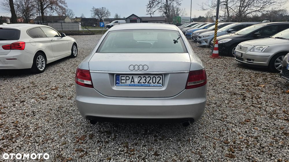 Audi A6 Limousine 2.4 - 5