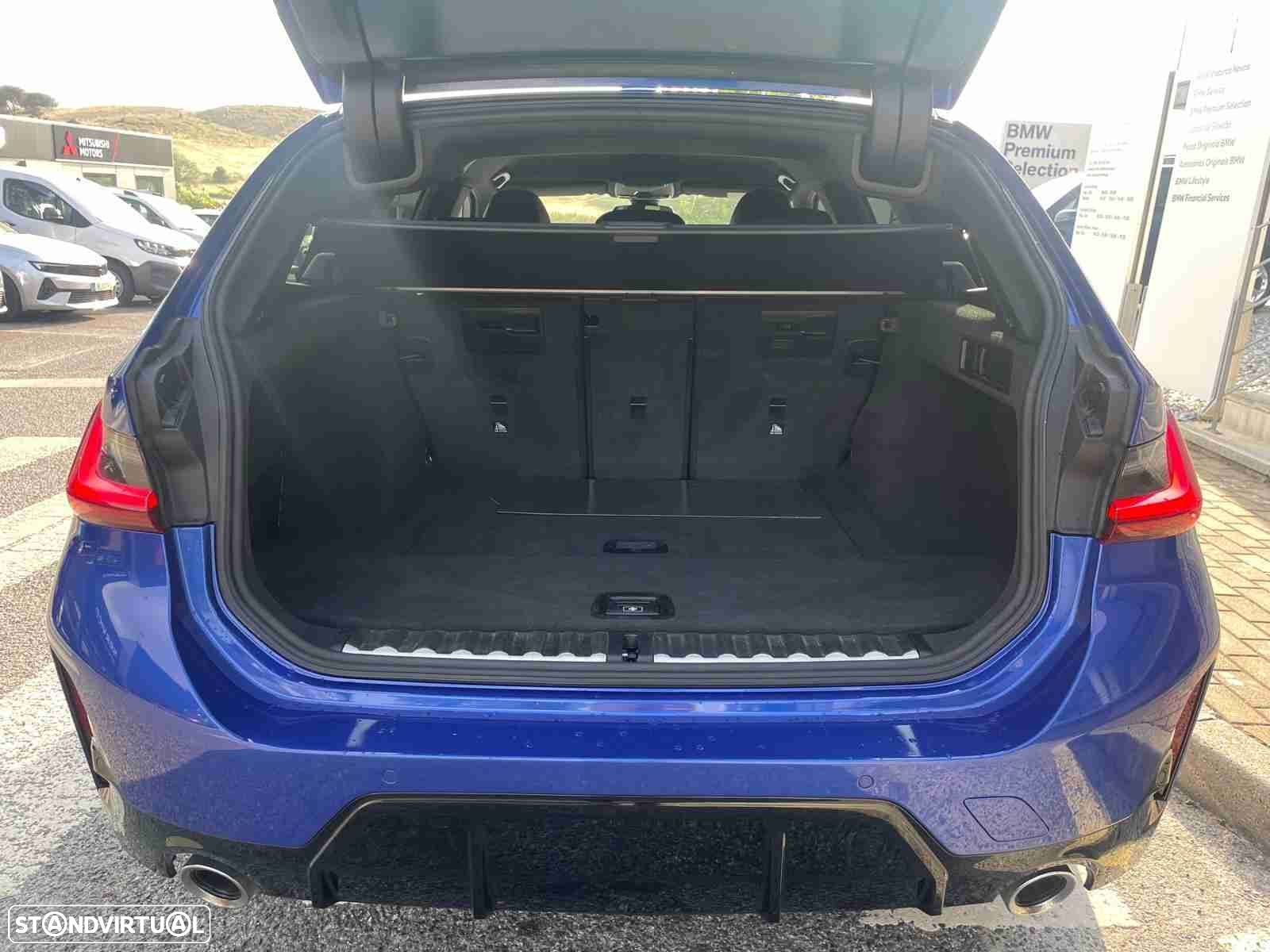 BMW 320 d Touring Auto - 12