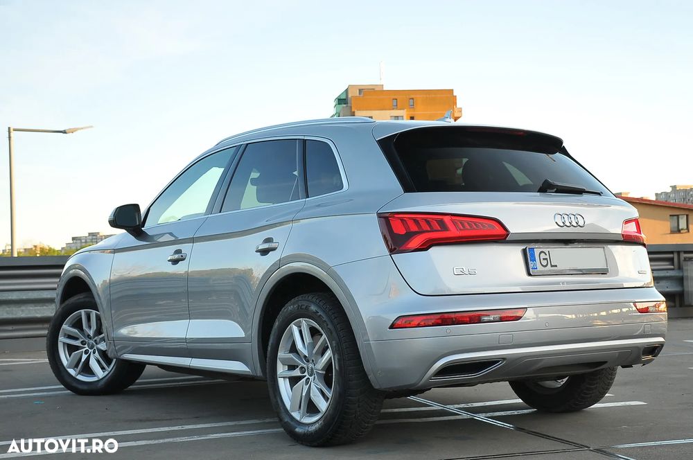 Audi Q5 2.0 TFSI S tronic Sport - 4