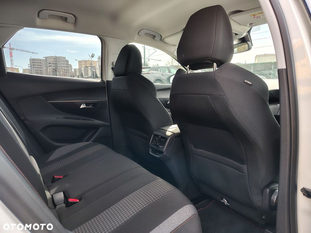 Peugeot 3008 1.5 BlueHDi Active S&S EAT8 - 10
