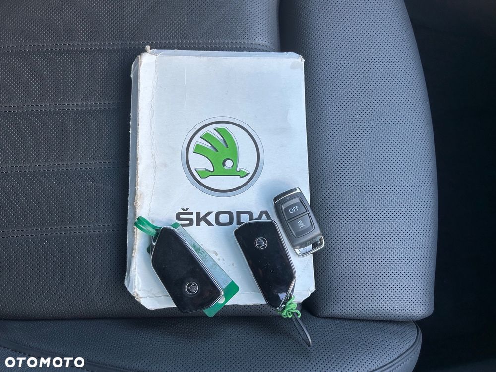 Skoda Superb 2.0 TDI SCR 4x4 L&K DSG - 40