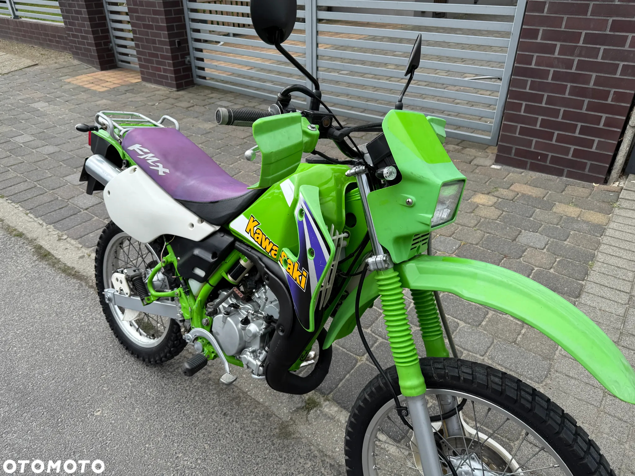 Kawasaki FX - 13