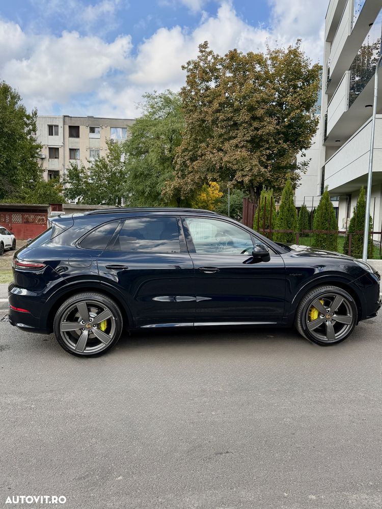 Porsche Cayenne Standard - 1