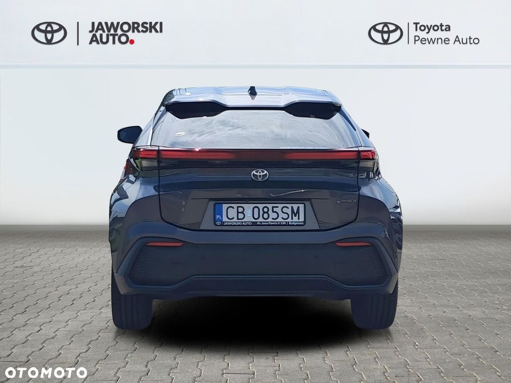 Toyota C-HR - 16